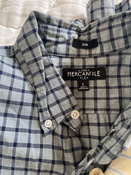 Button down shirts - Picture 4 of 4